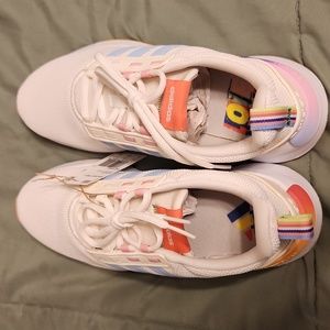 Womens adidas racer shoes